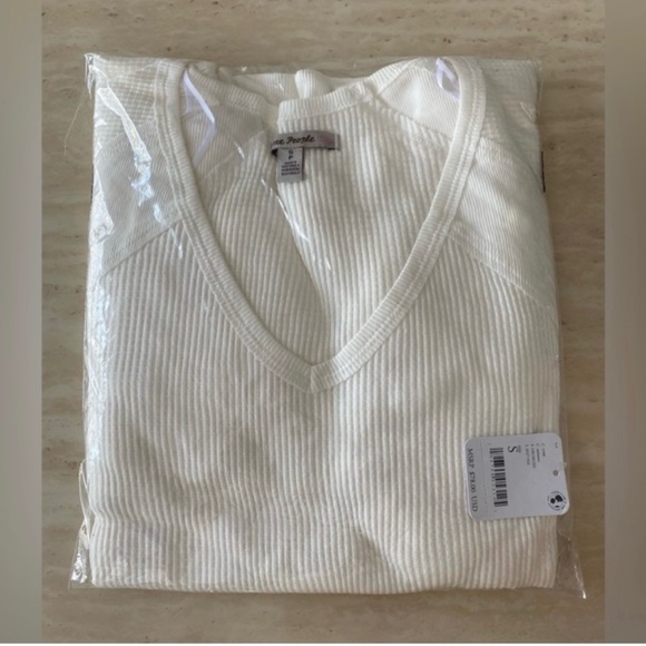 Free People Santa Clara Long Sleeve Thermal Top Alabaster Size Small - Picture 4 of 8